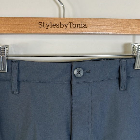 VUORI Meta Short 8 inch Mens Charcoal Grey Chino Pockets Stretch Sz 31 - Picture 3 of 10